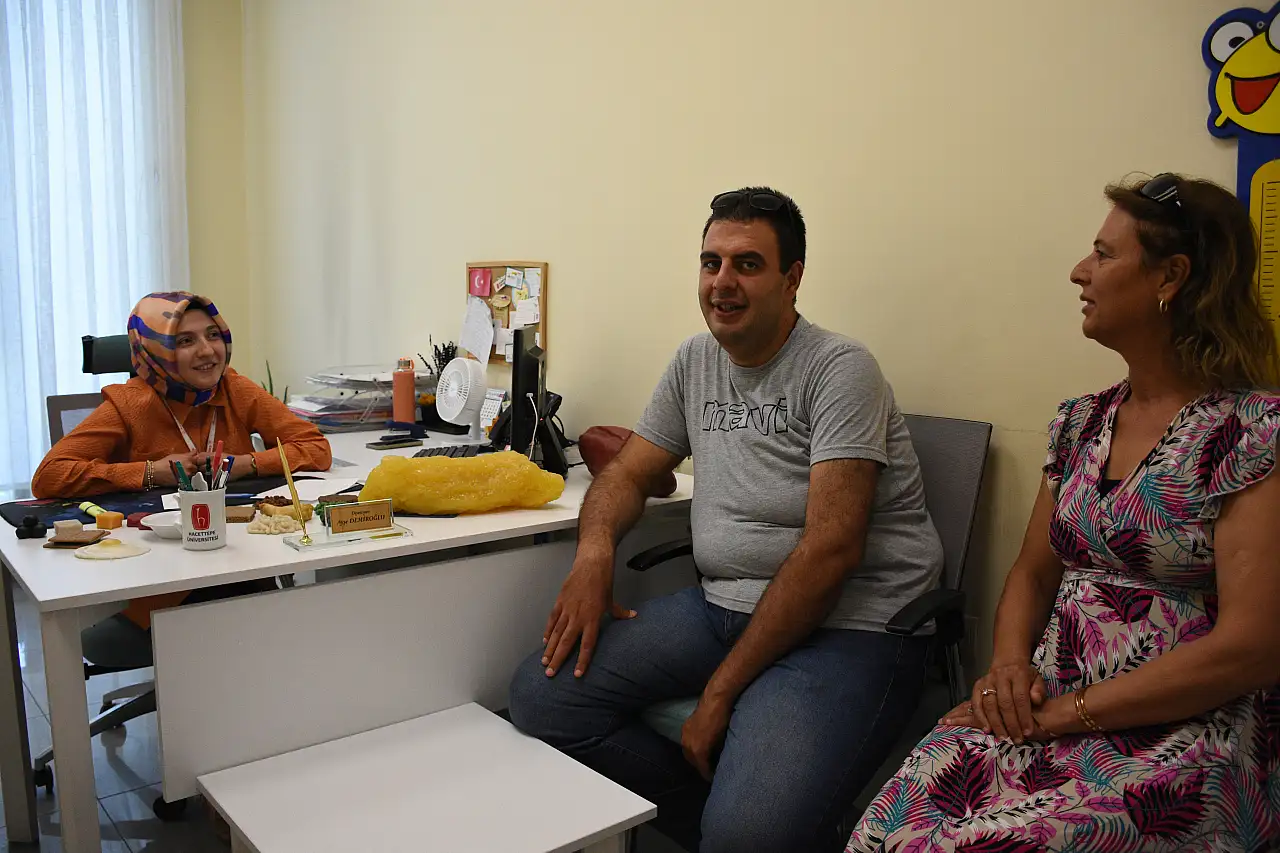 Otizmli Enver Sağlıklı Hayat Merkezi'nde 47 kilo verdi