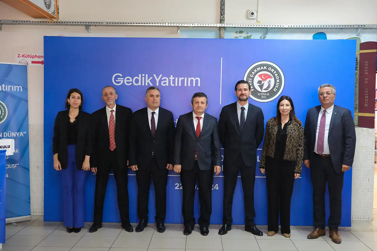 6. Kütüphanesini Konya'da açtı