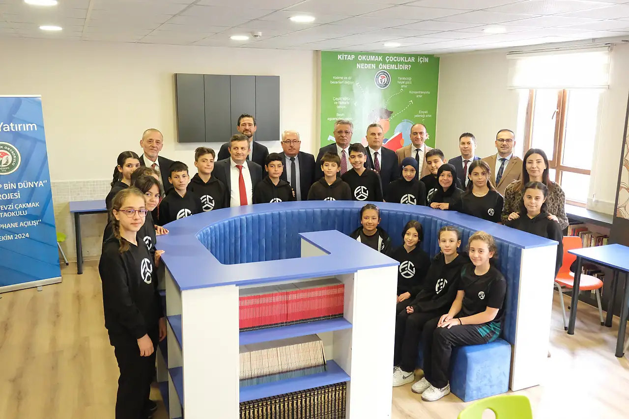 6. Kütüphanesini Konya'da açtı