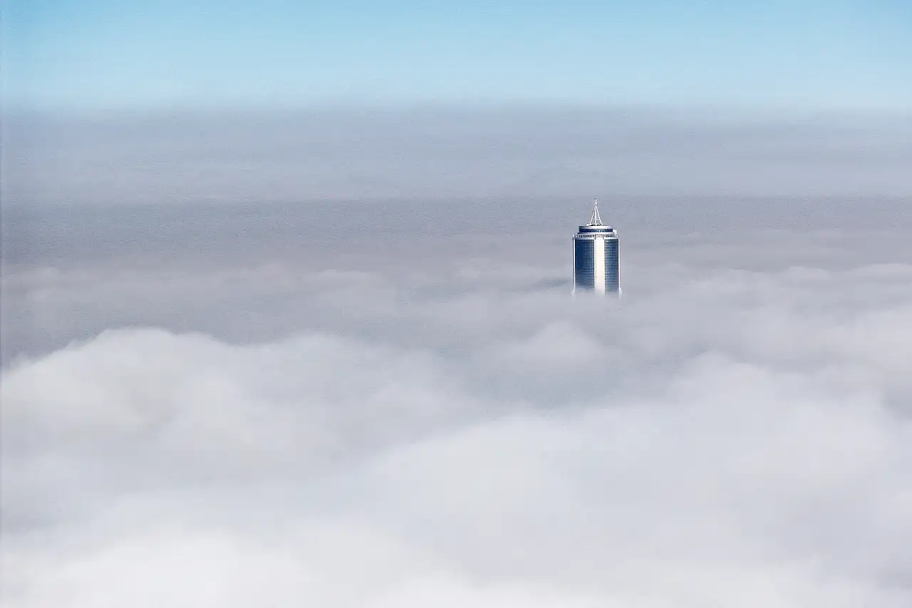 Konya'da etkili olan sis dronla görüntülendi