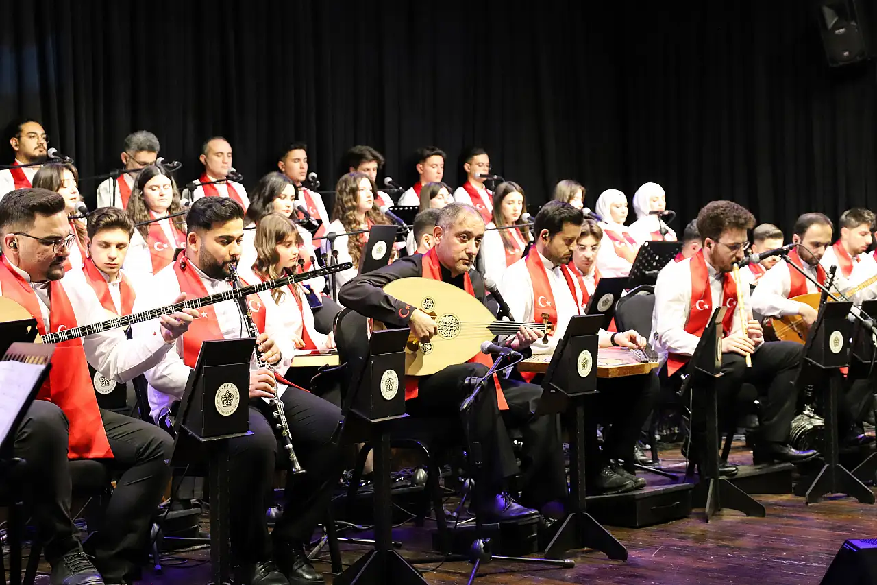 Cihana sığmayanlar büyük konserle anıldı