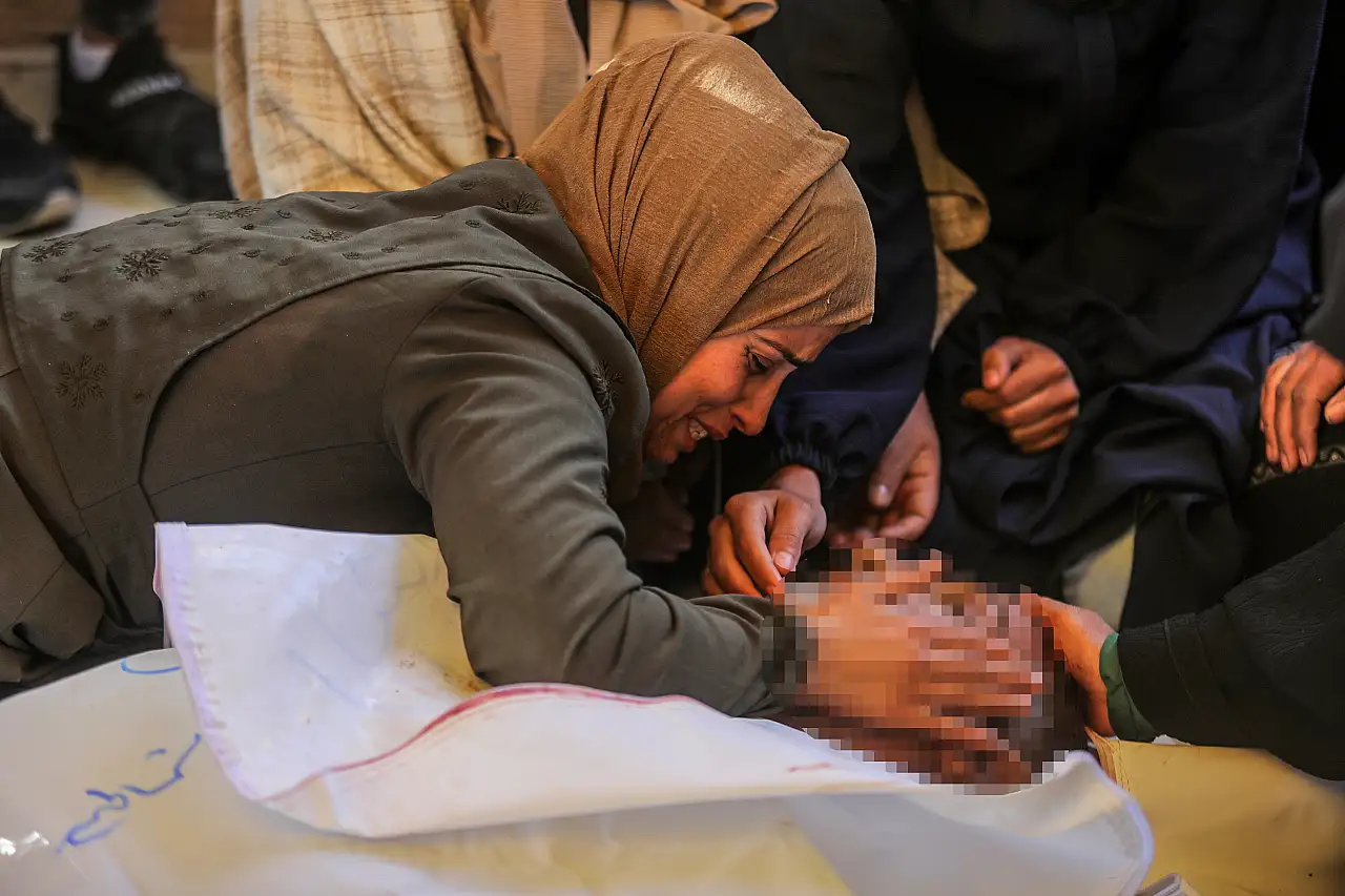 Gazze'ye yönelik saldırılar sürüyor