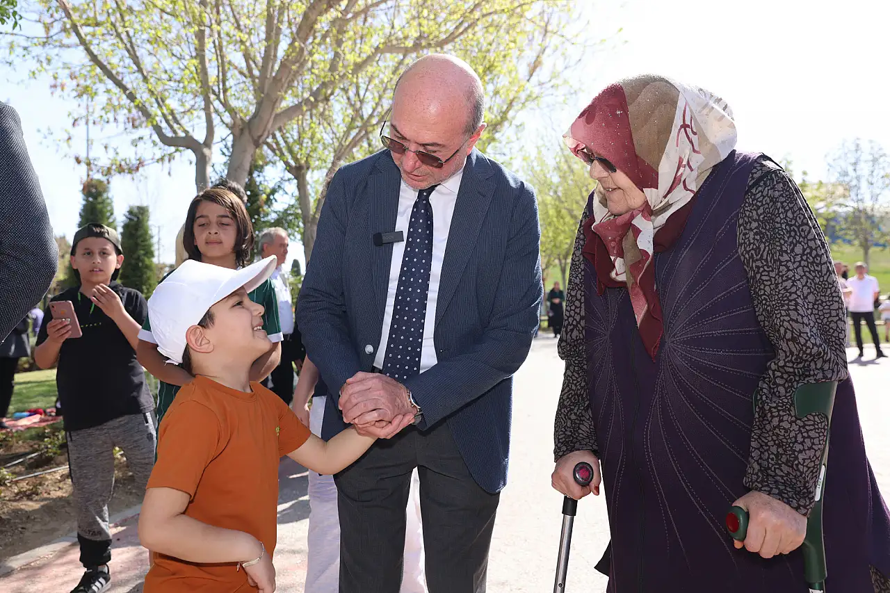 Selçuklu'da hizmet konuşuldu: 'Vatandaş Soruyor, Başkan Cevaplıyor' programına yoğun ilgi