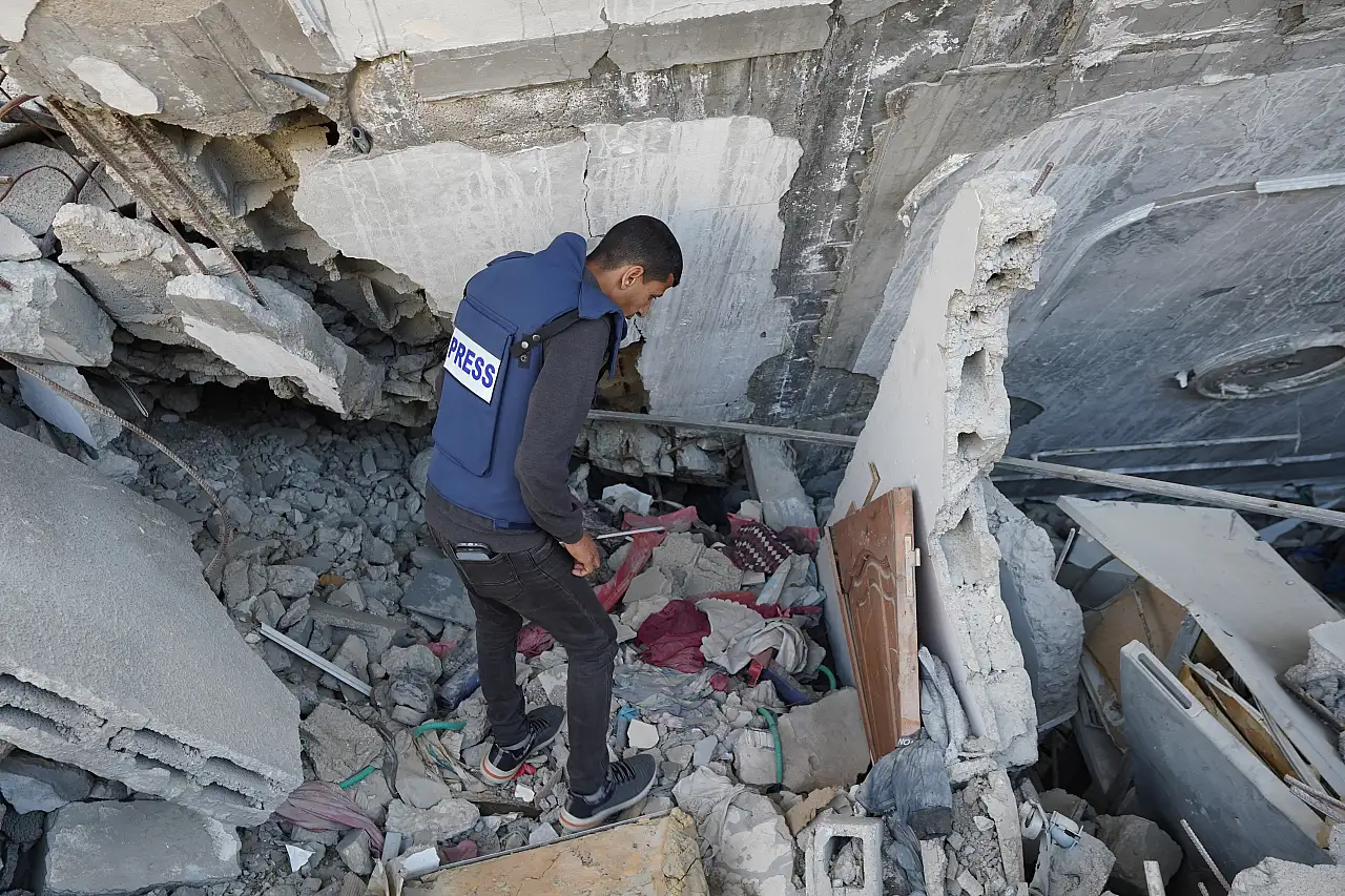 Gazeteciler, canları pahasına gerçeği aktarmaya çalışıyor