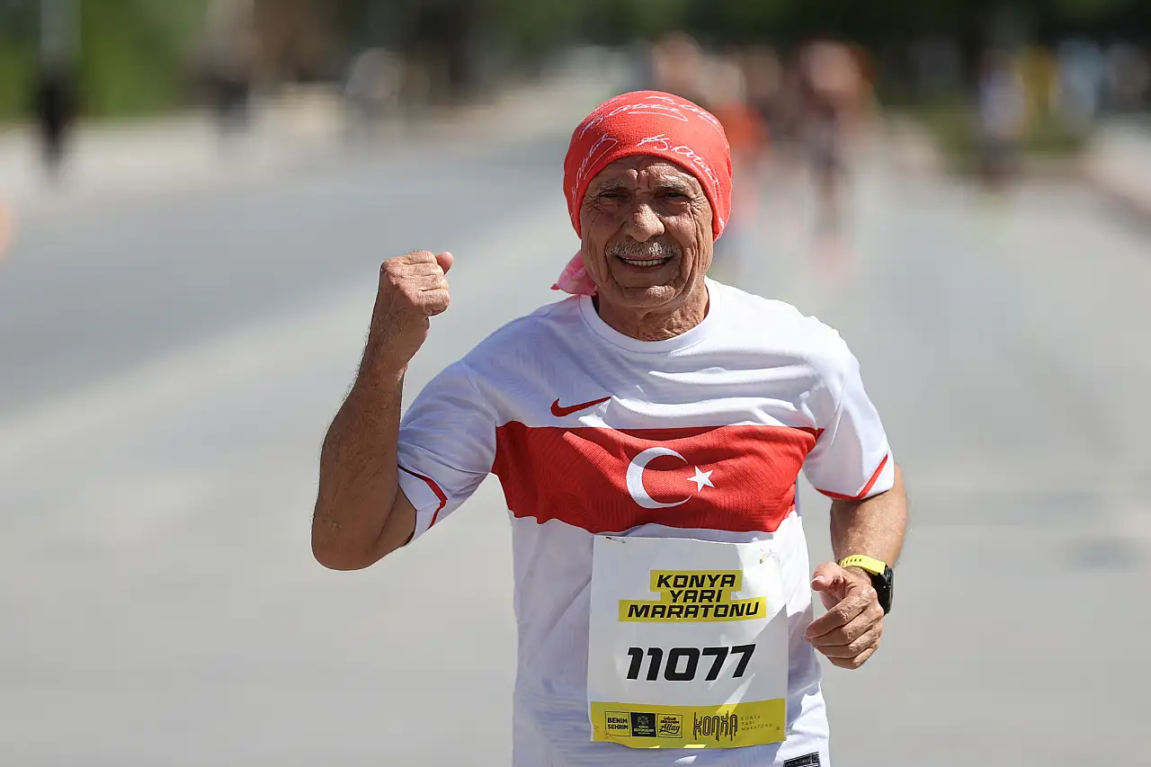 Kenyalı Atletler Konya Yarı Maratonu'na damga vurdu!