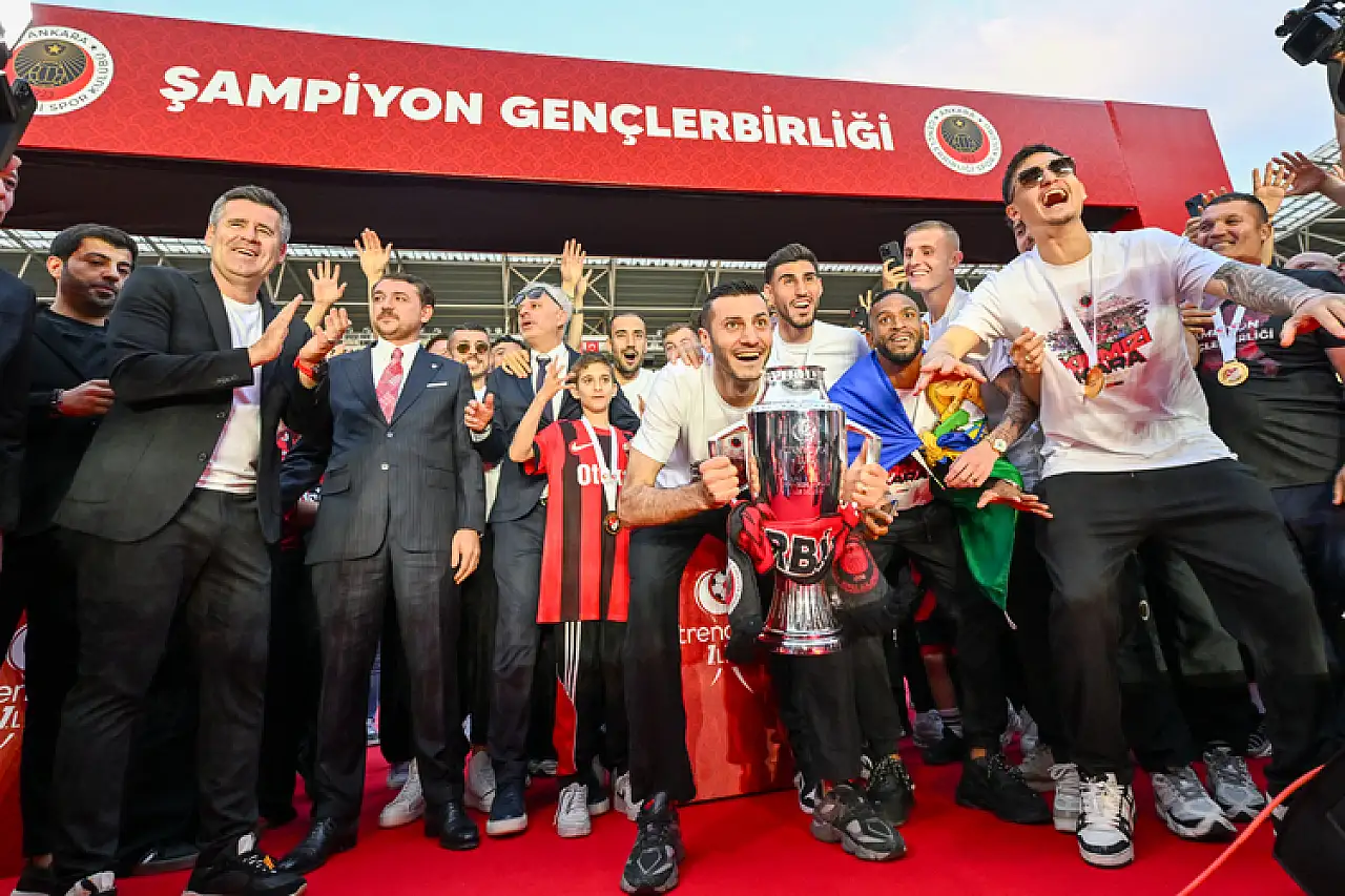 Gençlerbirliği Süper Lig'e coşkuyla döndü