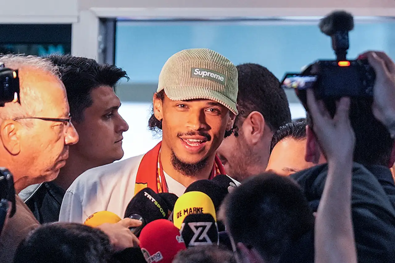 Leroy Sane Galatasaray için İstanbul'da