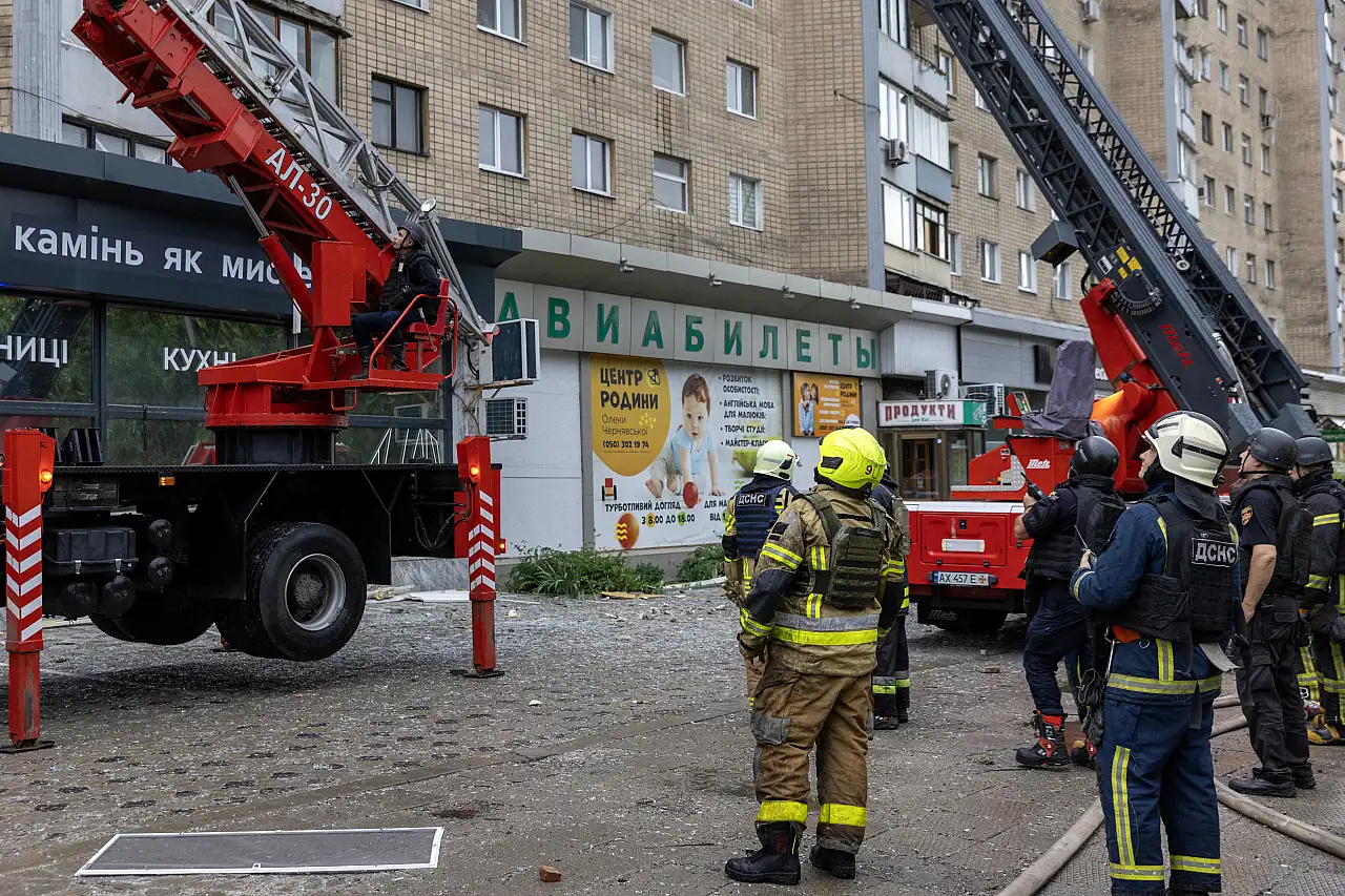 Rusya'nın Kharkiv'e hava saldırısı: 3 ölü, 18 yaralı