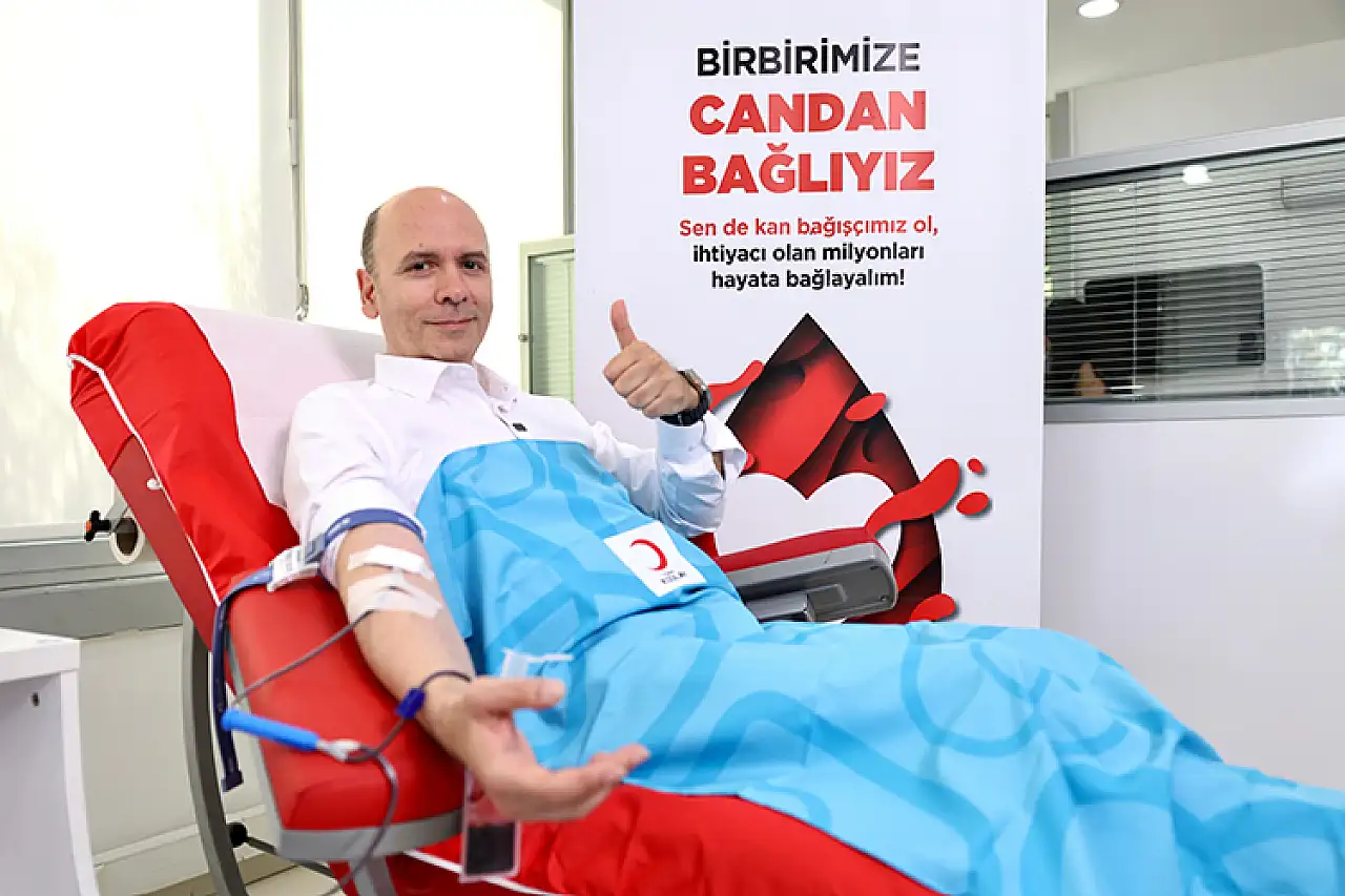 Ünlü isimlerden Kızılay'ın kan bağışı kampanyasına destek