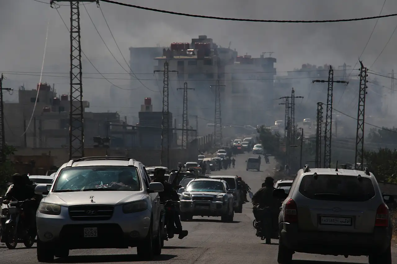 Süveyda'da ateşkes çağrılarına rağmen şiddetli çatışmalar sürüyor