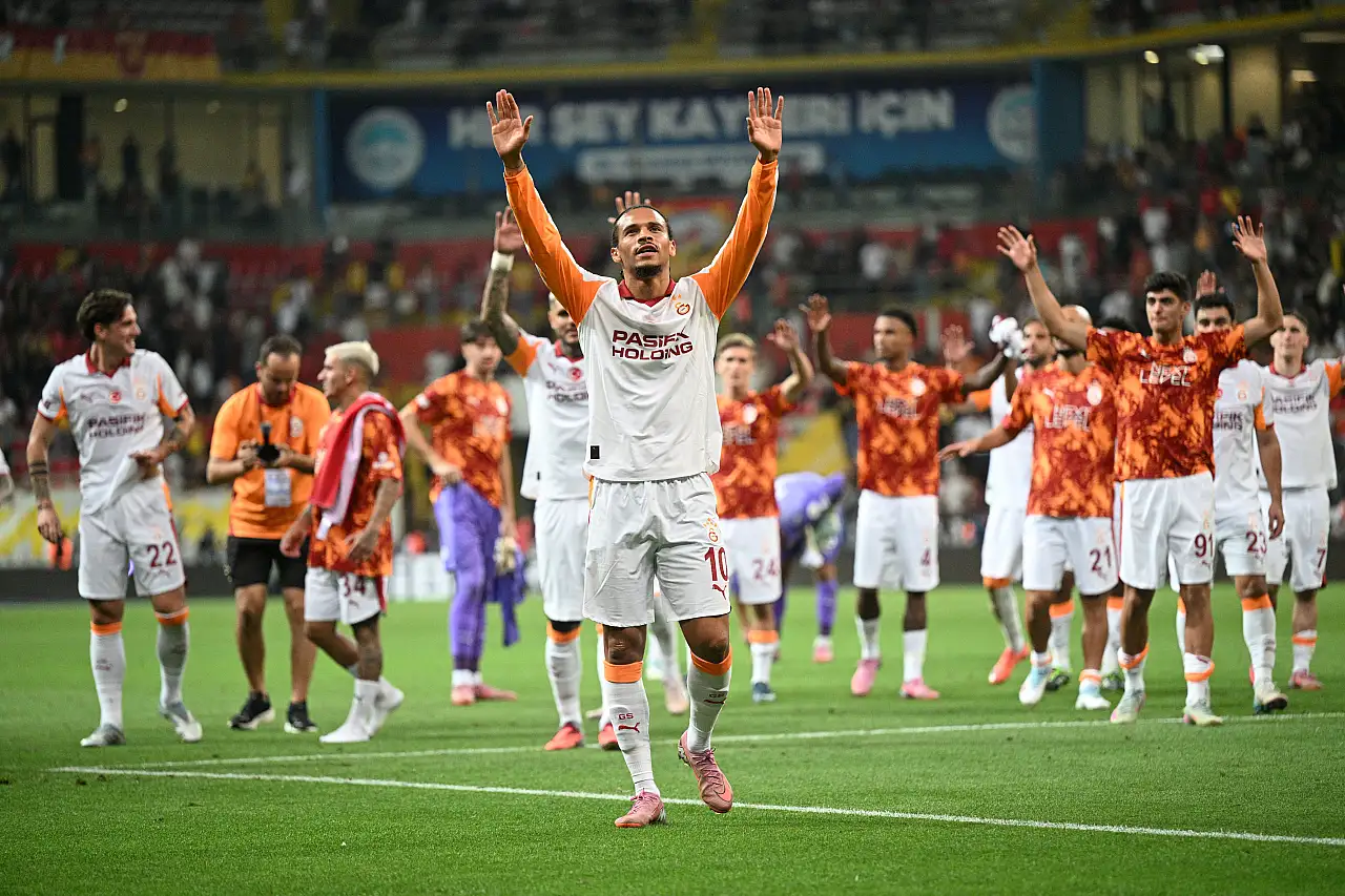 Galatasaray Kayseri'de şov yaptı!