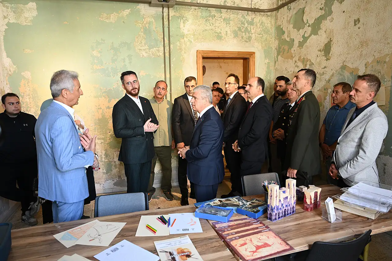 Konya'daki bu sergiyi gören şaşkınlığını gizleyemiyor