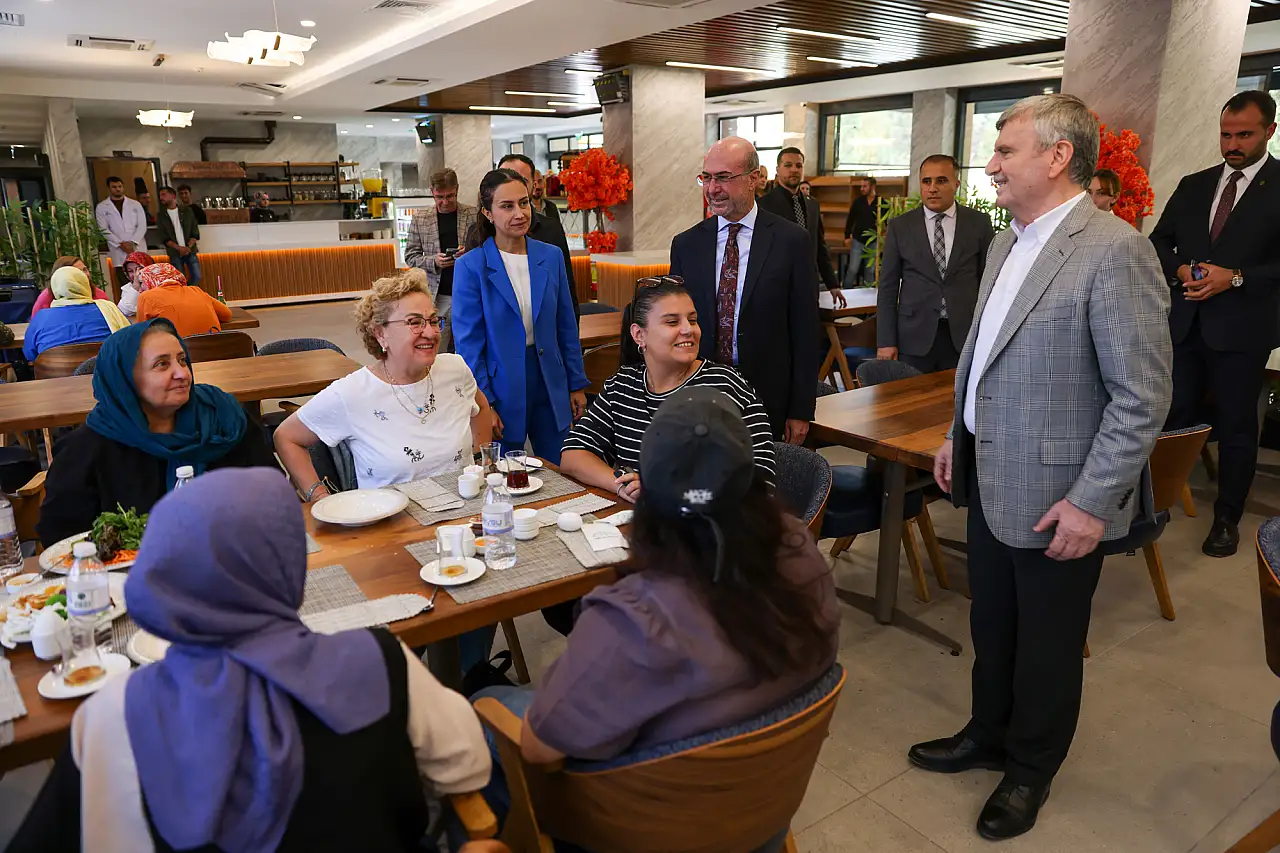 Selçuklu'dan geleceğe büyük yatırım: Sporcu merkezi ve sanat lisesi açılıyor!