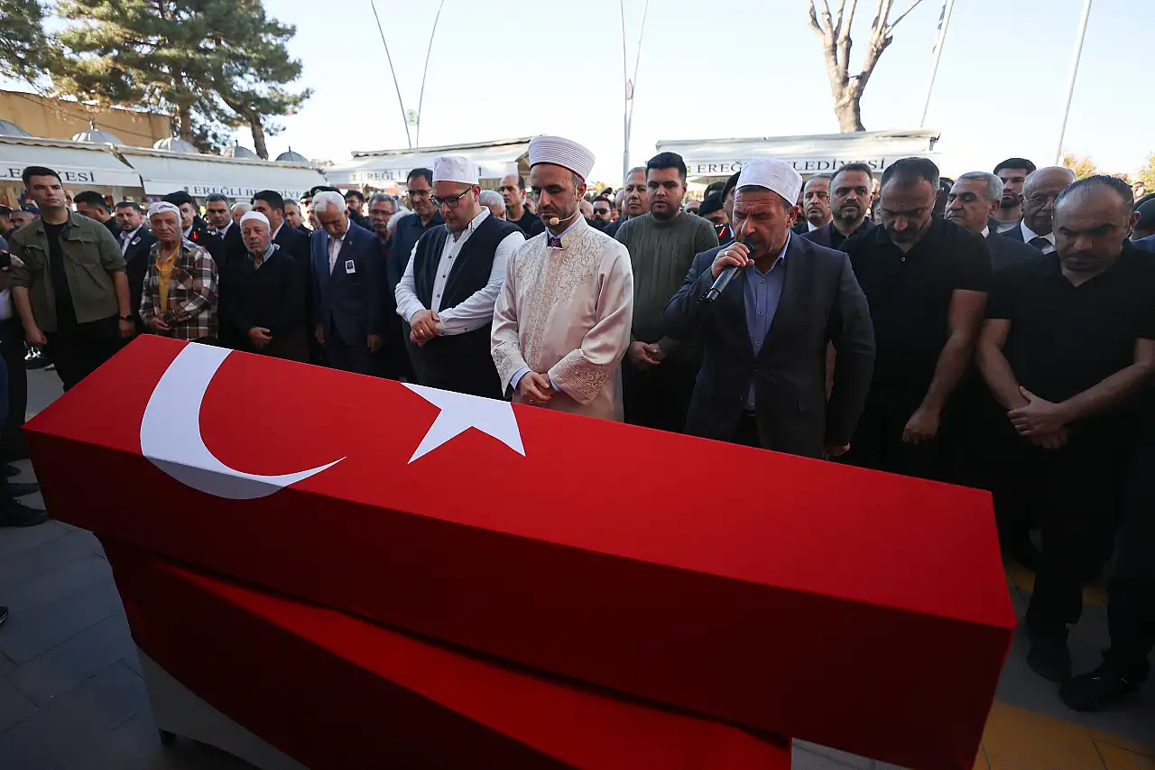 Jandarma KOM Daire Başkanı Akşit'in cenazesi Konya'da son yolculuğuna uğurlandı