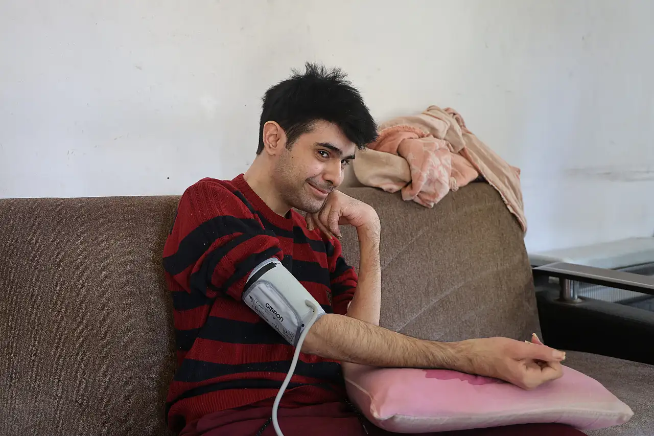 3 yıl sonra duş alıp, tıraş olan Barış'ın hastalığı ortaya çıktı