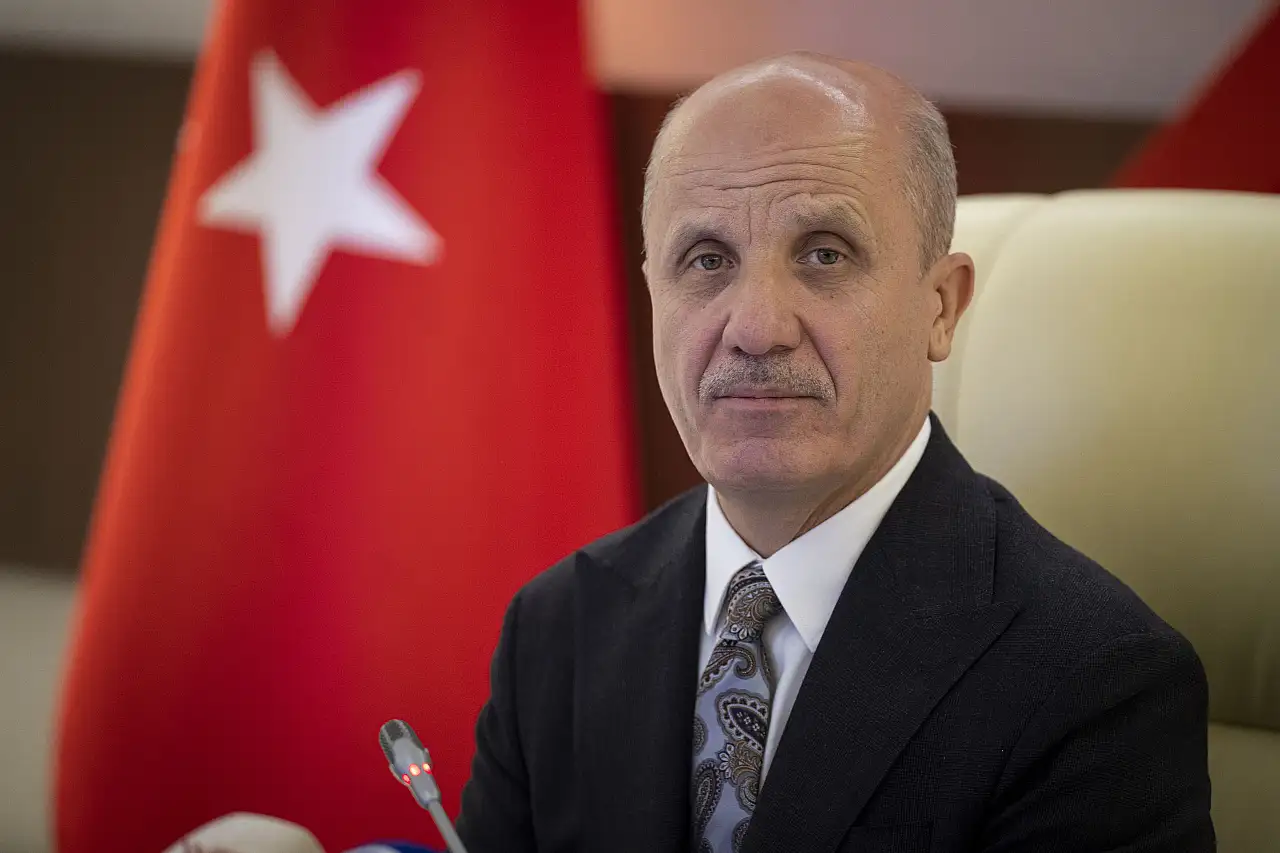 Konya'da üniversiteler 3 yılda mı bitecek? YÖK'ten kritik açıklama!