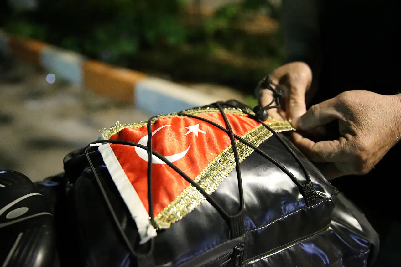 Umre için pedal çevirdi: Konya üzerinden geçen yolculuk Hatay'da sürüyor