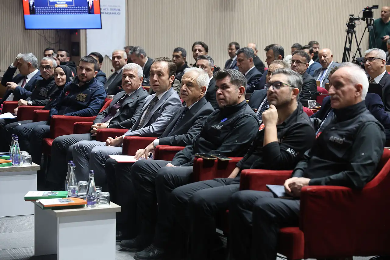 AFAD'dan Konya için kritik uyarı! Obruklar artık yerleşim yerlerini tehdit ediyor