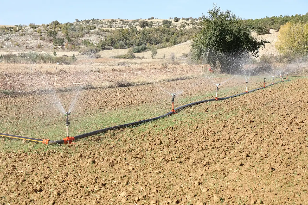 3.7 milyon liralık dev yatırım: Kapalı sulama tesisi tamamlandı