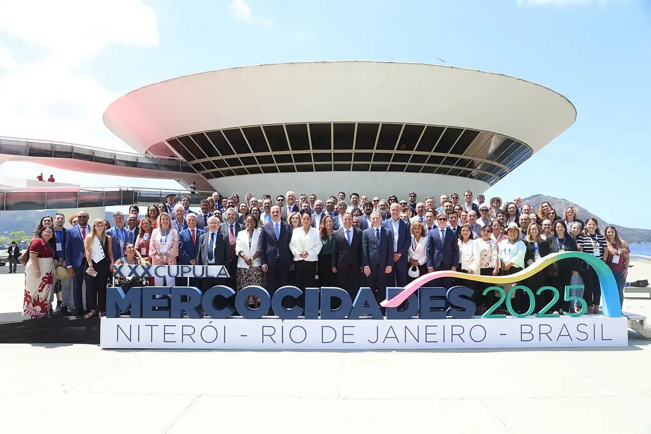Konya Büyükşehir Belediye Başkanı Altay, Brezilya'daki zirvede konuştu