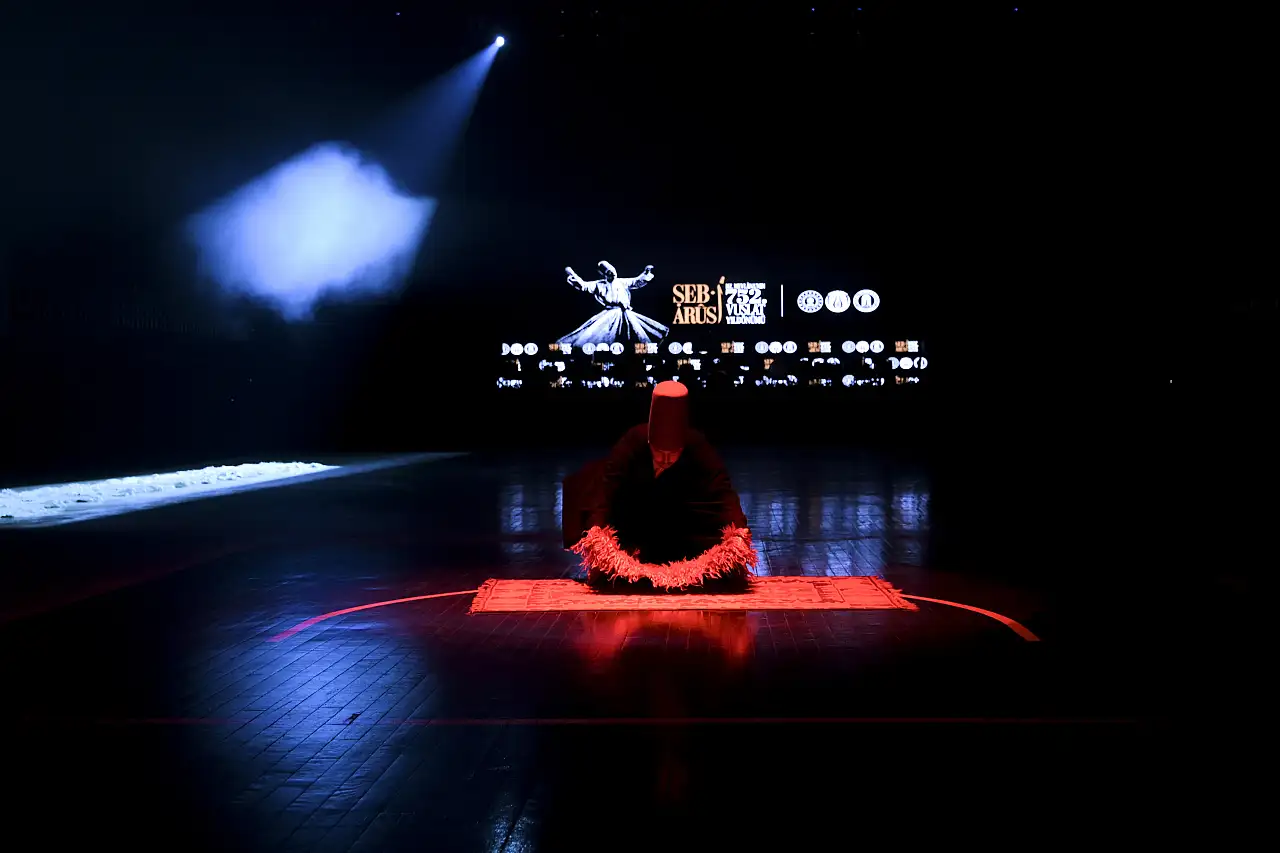 Umudun Kanatları Semazen Ekibi'nden Şeb-i Arus'ta anlamlı gösteri