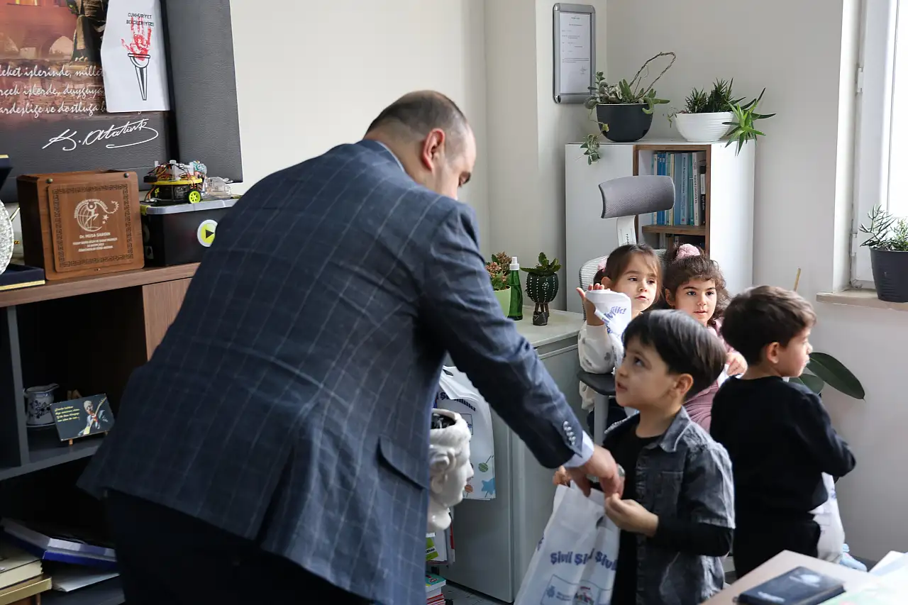 Şivlilik geleneği Kırşehir'de çocuklarla buluştu: Konya'dan kültür paketi