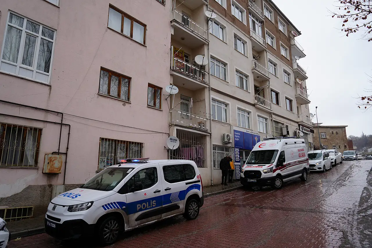 Sessizlik acı gerçeği ortaya çıkardı: Çift evlerinde ölü bulundu