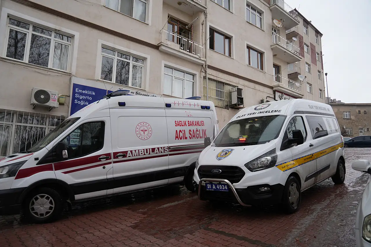 Sessizlik acı gerçeği ortaya çıkardı: Çift evlerinde ölü bulundu