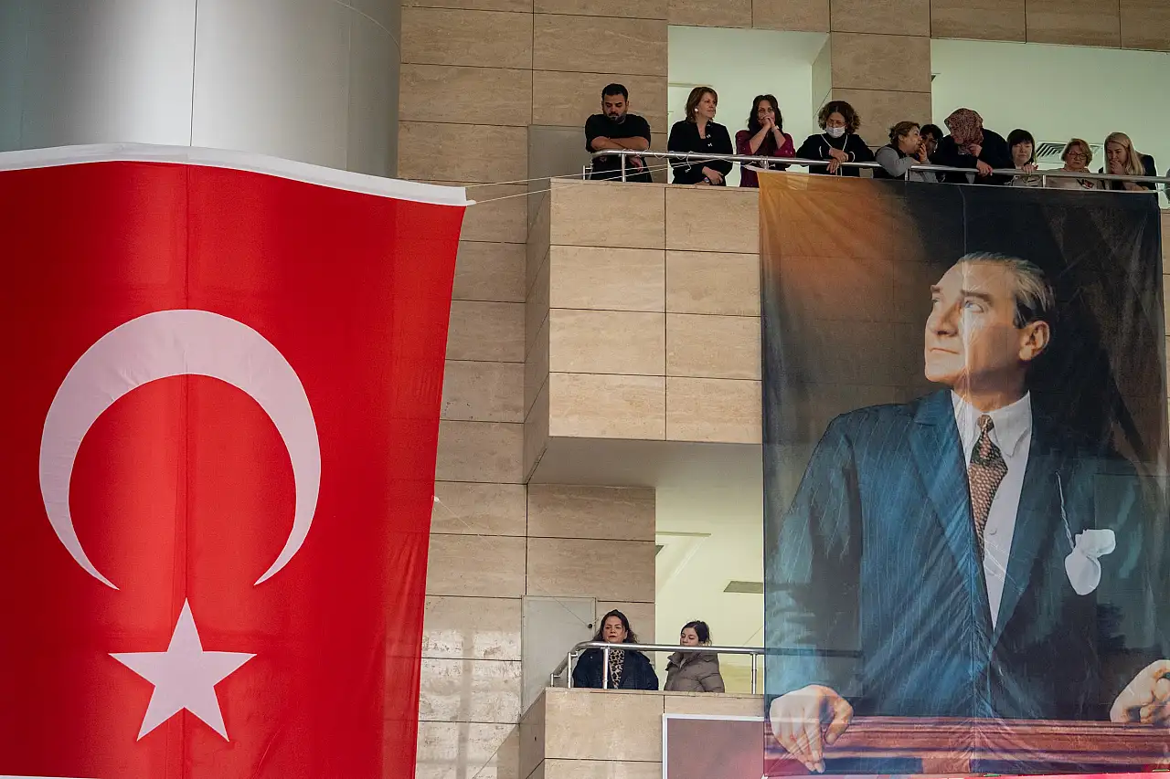 Adaletin siperleri Fethi Sekin ve Musa Can şehit düştüğü yerde karanfillerle anıldı