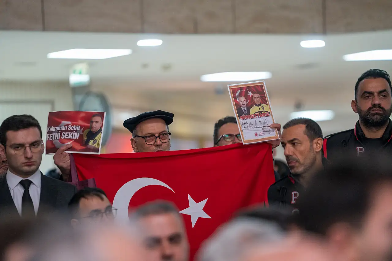 Adaletin siperleri Fethi Sekin ve Musa Can şehit düştüğü yerde karanfillerle anıldı