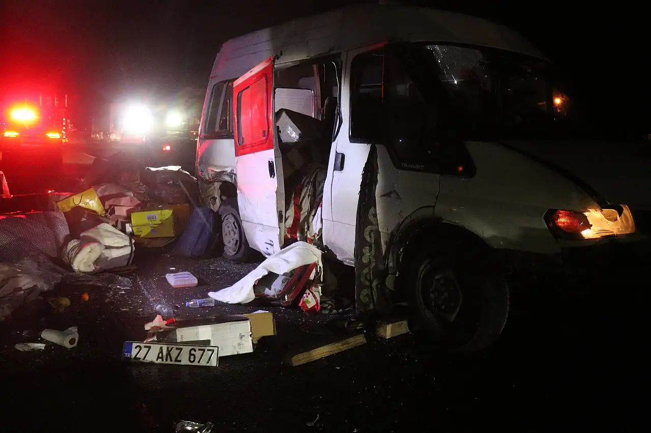 Otoyolda can pazarı: 1 ölü, 3 yaralı