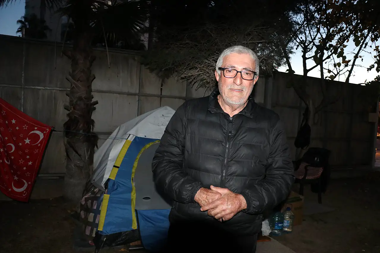 Konyalı şoföre uykusunda vahşet! 19 bıçak darbesi onu çadıra mahkum etti