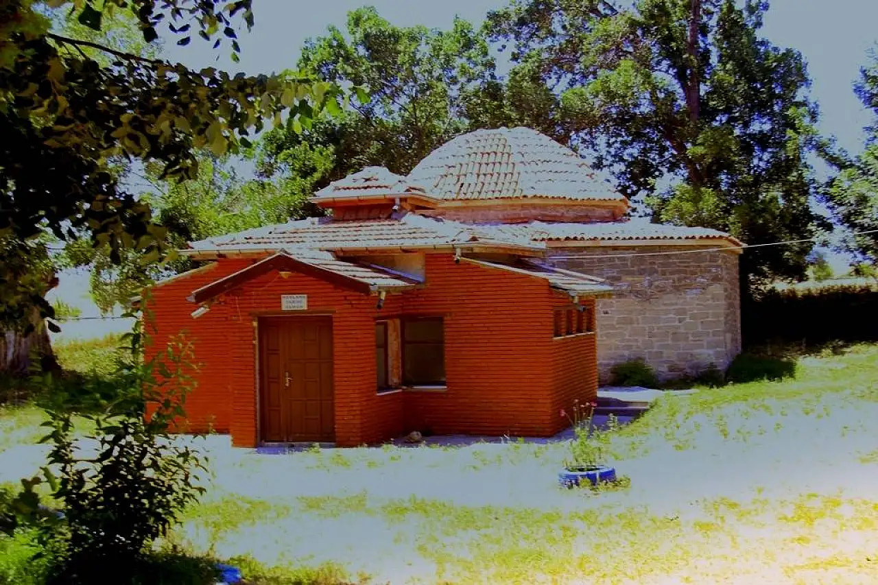 Konya'nın gizli şifa noktası: Sıcaklığını duyan kulaklarına inanmıyor!