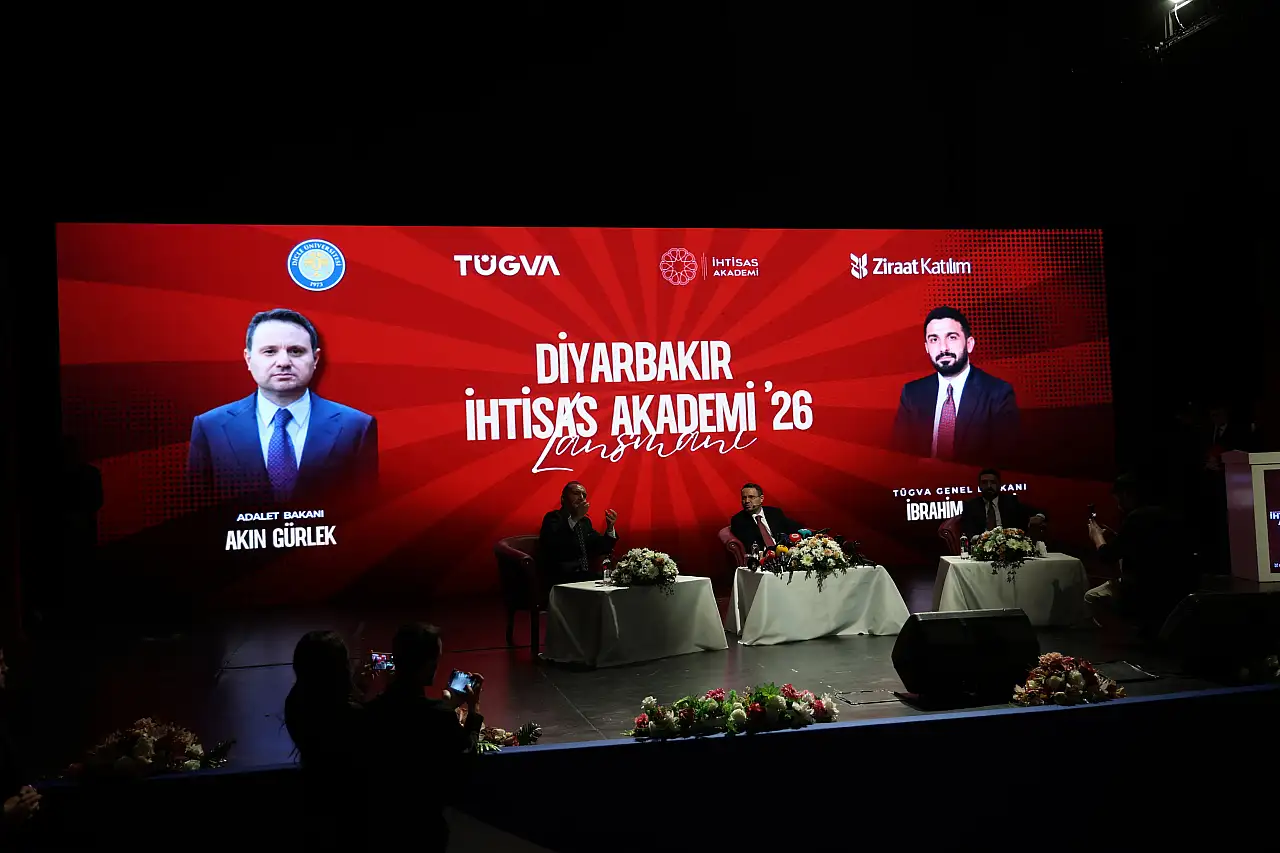 Bakan Gürlek duyurdu: 3 ay içinde sosyal medyaya kimliksiz girilemeyecek
