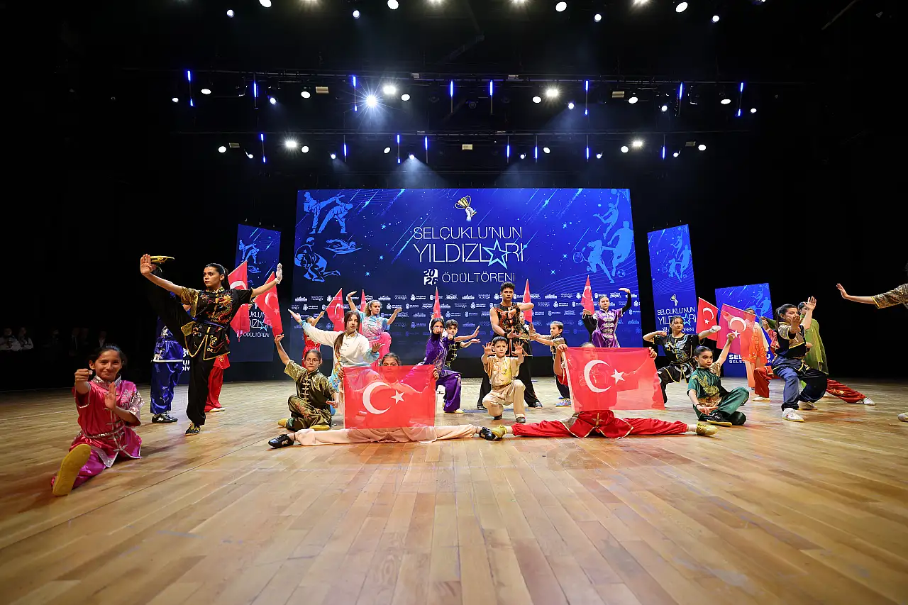 Konya'nın altın çocukları sahnede: 178 madalyalık dev başarı