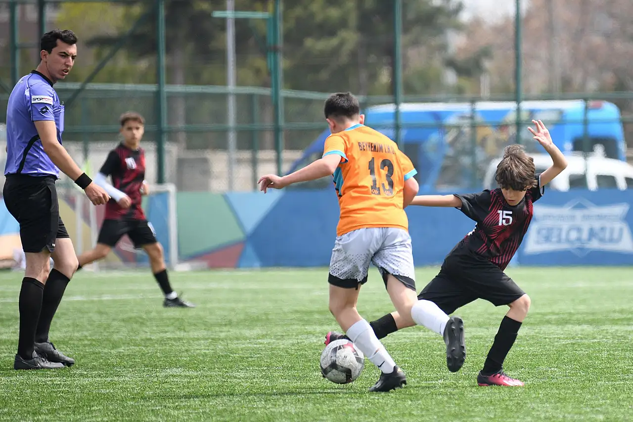 Selçuklu'da Ortaokullar sahaya inecek