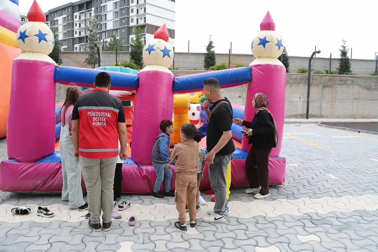 Konya'da Filistinli çocukların yüzünü güldüren kamp