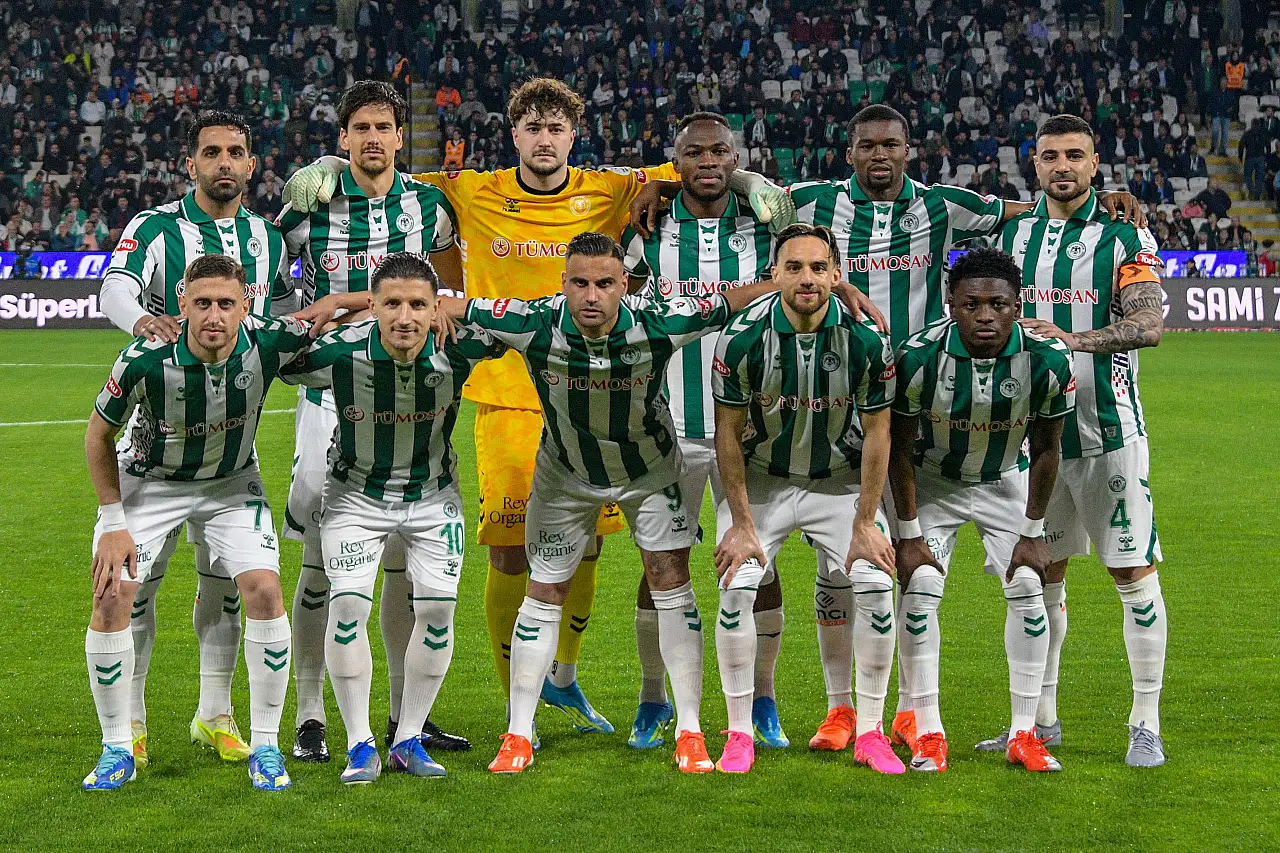 Konyaspor'da Palut etkisi: Ligde diriliş, kupada final heyecanı!