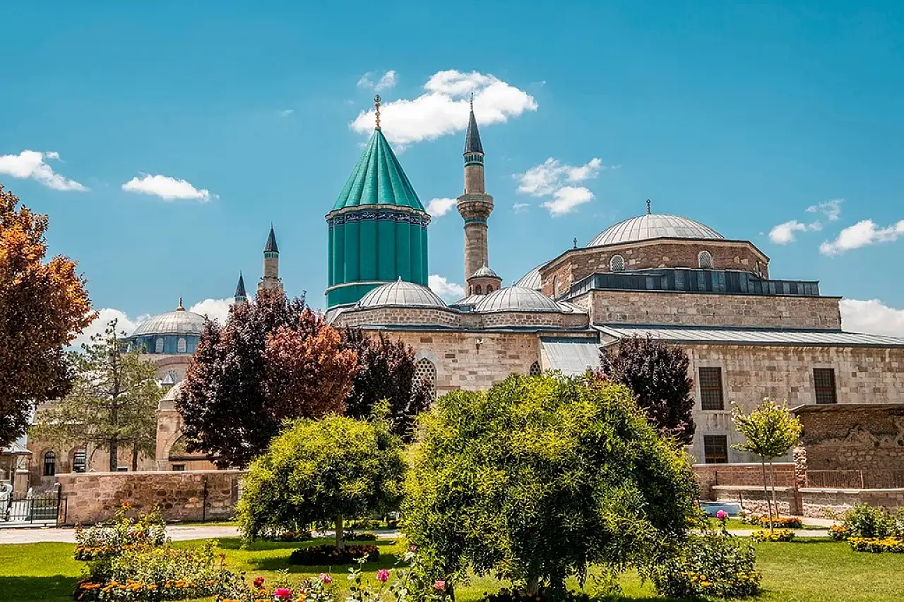 Konya'daki bu gelenek 'yok artık' dedirtiyor: Kutsal su detayı dikkat çekiyor