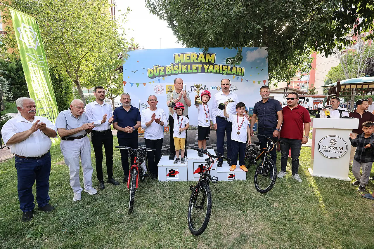 Konya'da çocukların yarışı şenliğe dönüştü