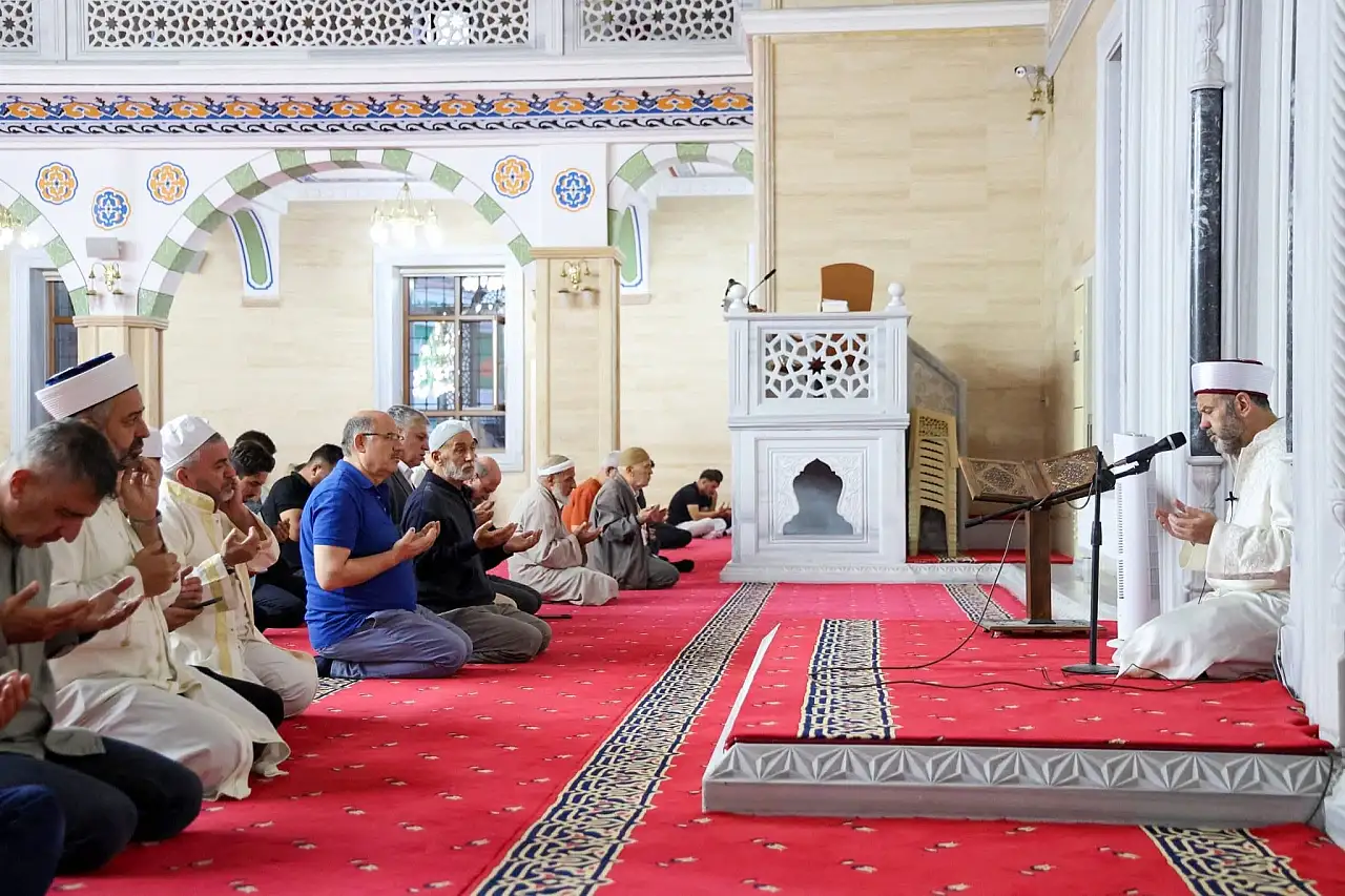 Konya'da sabahın ilk saatlerinde anlamlı buluşma