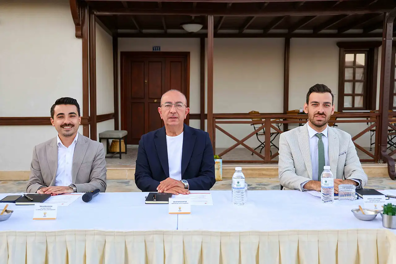 Konya'da gençlerle geleceğin haritası çizildi