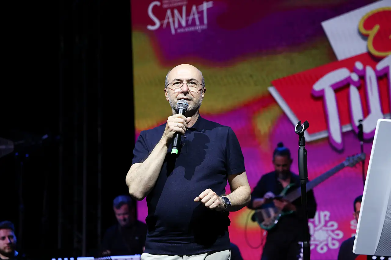 Kelebekler Vadisi'nde 2000'ler rüzgârı esti
