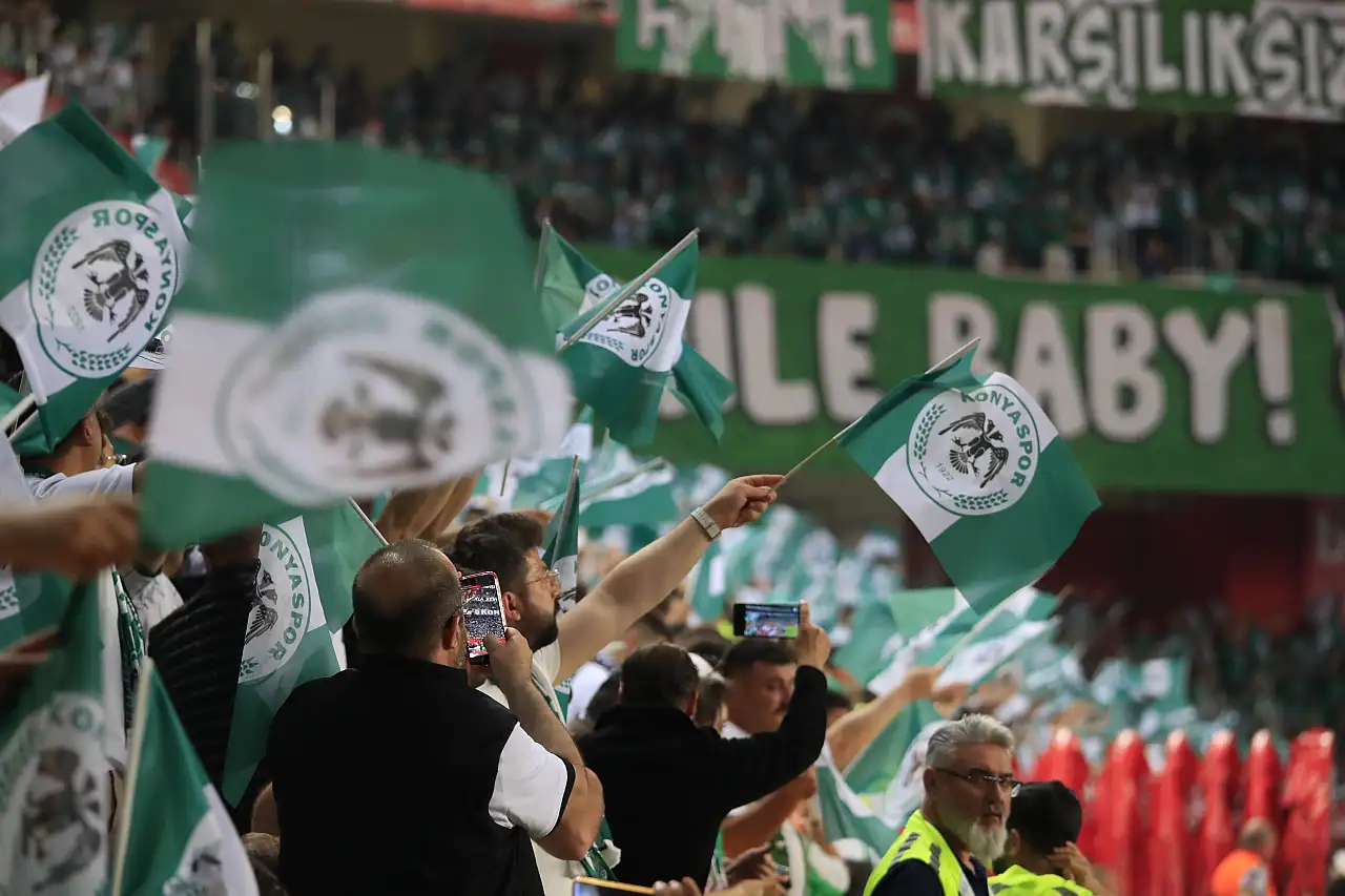 Konyaspor Başkanı Atiker'den yeni sezon mesajı: 'Omuz omuza daha güçlü bir Konyaspor'