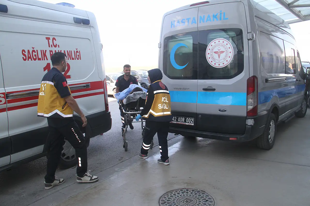 Konya'da otomobil devrildi! 4 kişi yaralı
