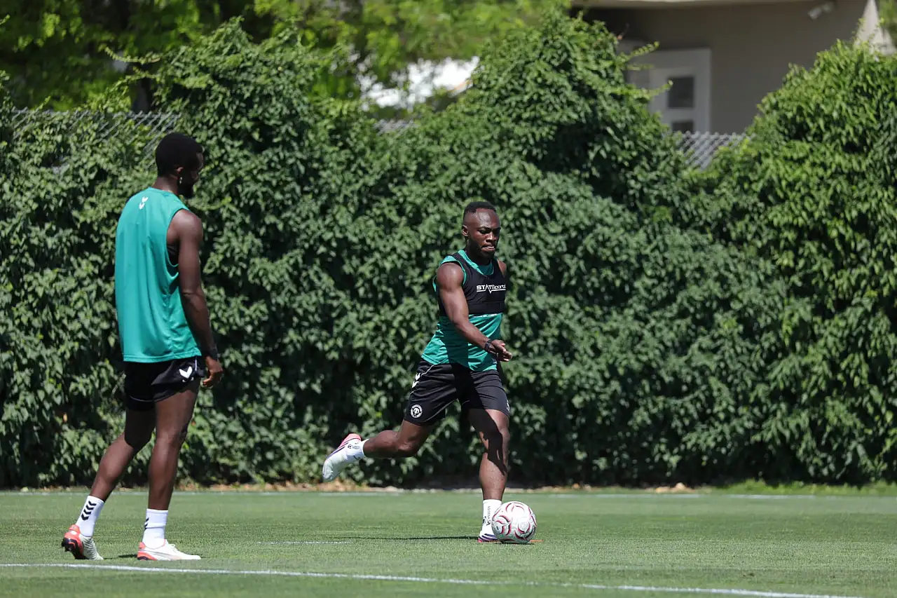 Konyaspor, Çaykur Rizespor'a hazırlanıyor. Son idman yarın yapılacak
