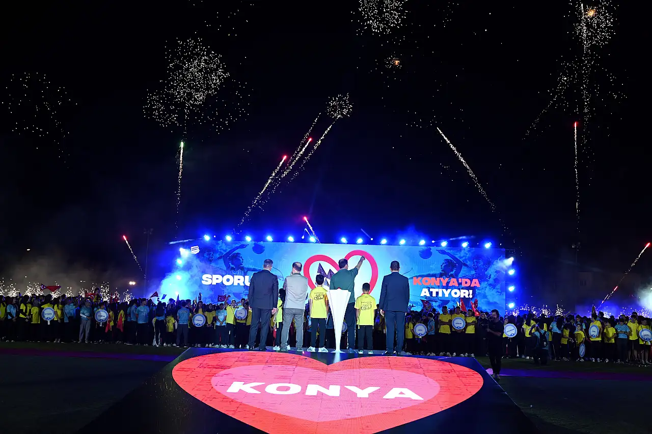 Konya'da 2. Spor Okulları Olimpiyatları Coşkuyla Başladı: 28 İlçeden 1.500 Genç Sahada!