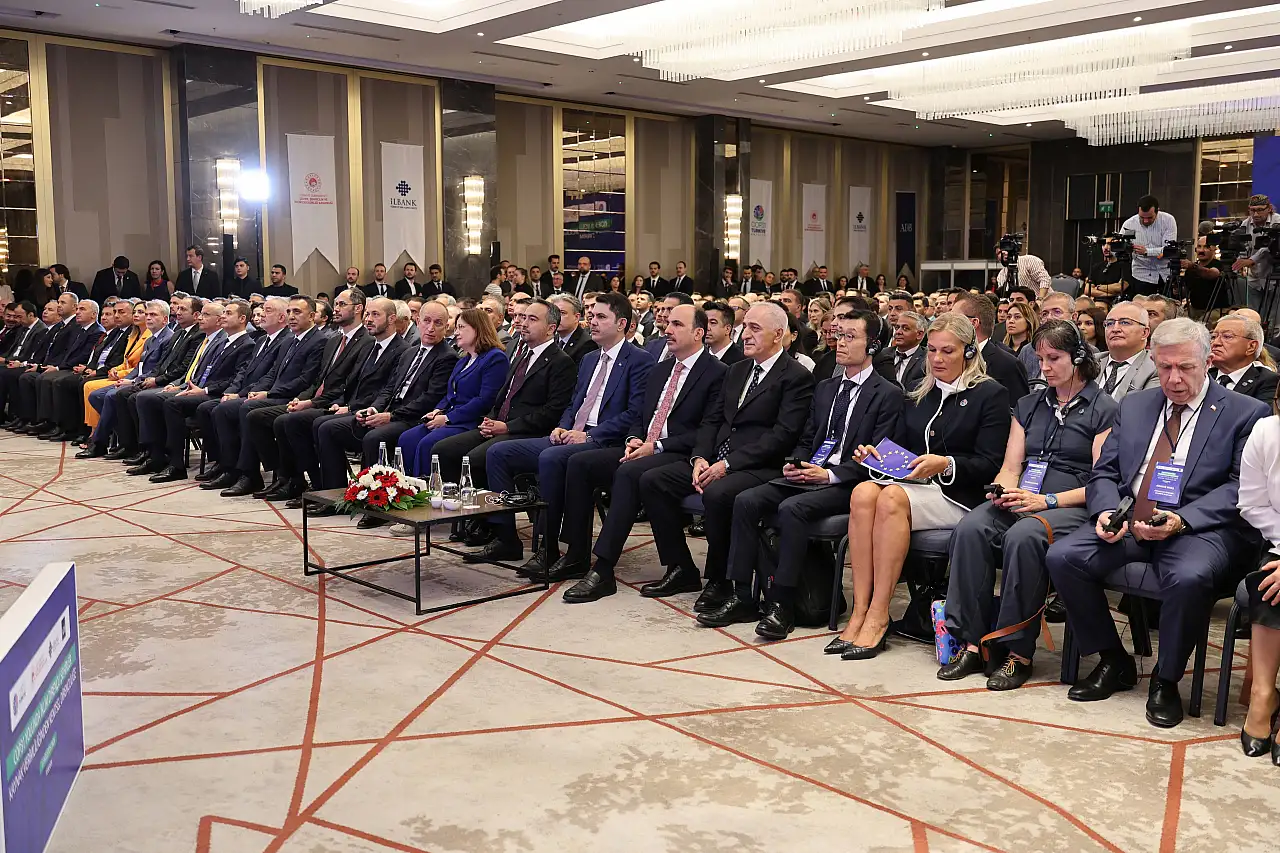COP31 öncesi Ankara'da önemli buluşma: Başkan Altay Konya'nın çalışmalarını anlattı