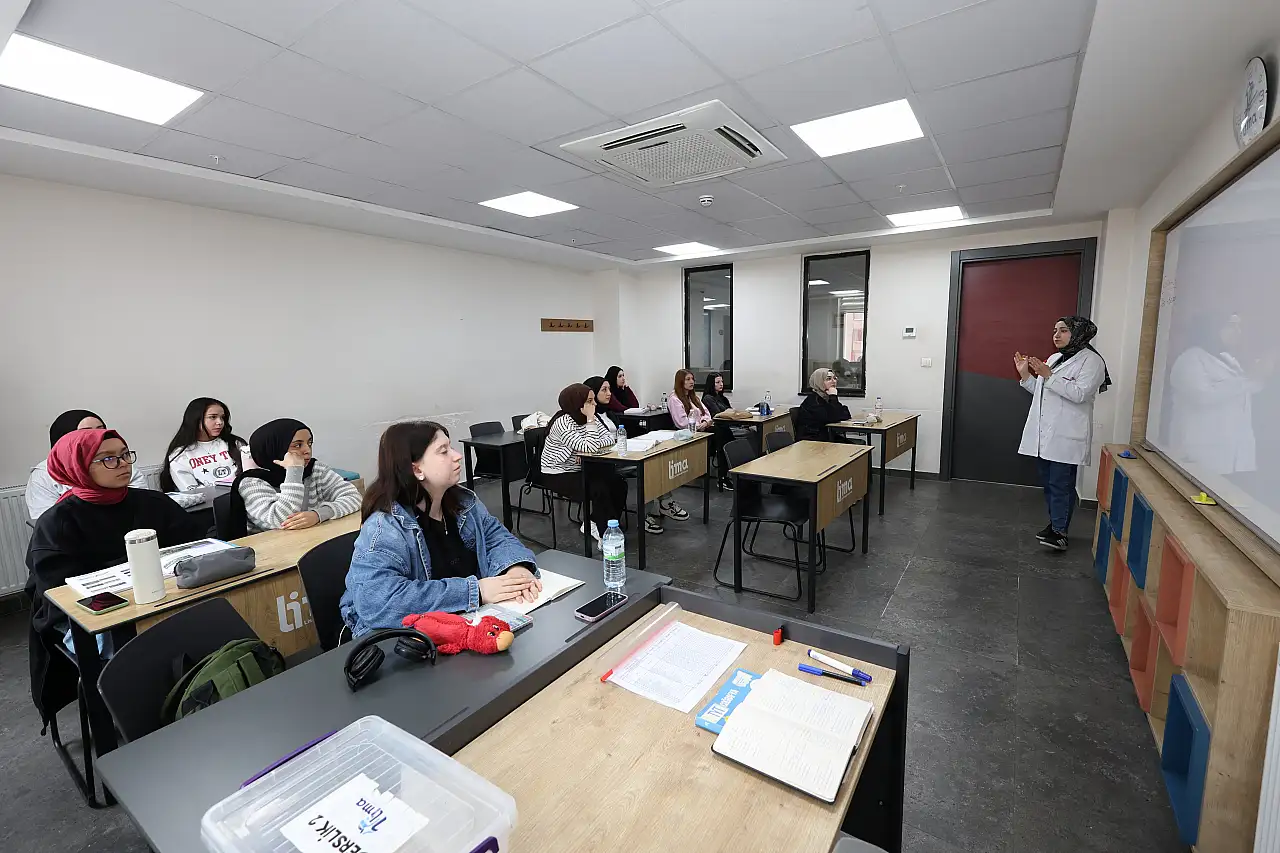 Konya gençliğinin eğitim üssü LİMA'da kapılar yeniden açıldı