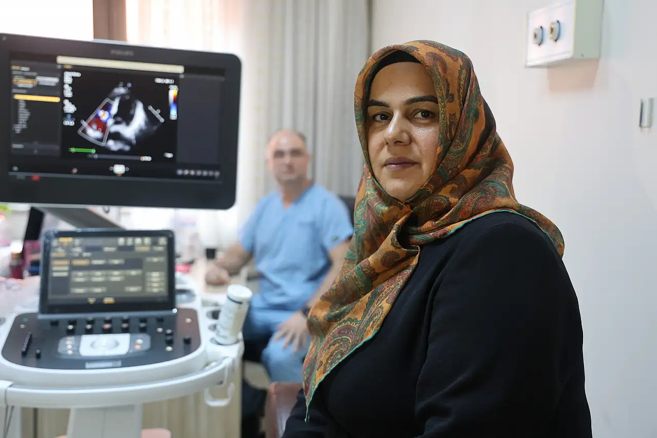 Konya'da çarpıntı şikayetiyle hastaneye gitti: 12 milimetrelik açıklık kasıktan kapatıldı